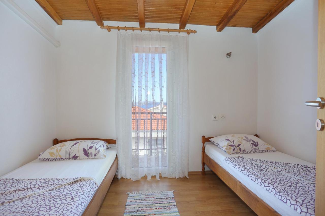 Apartments By The Sea Okrug Donji, Ciovo - 16657 Donji Okrug  Eksteriør billede
