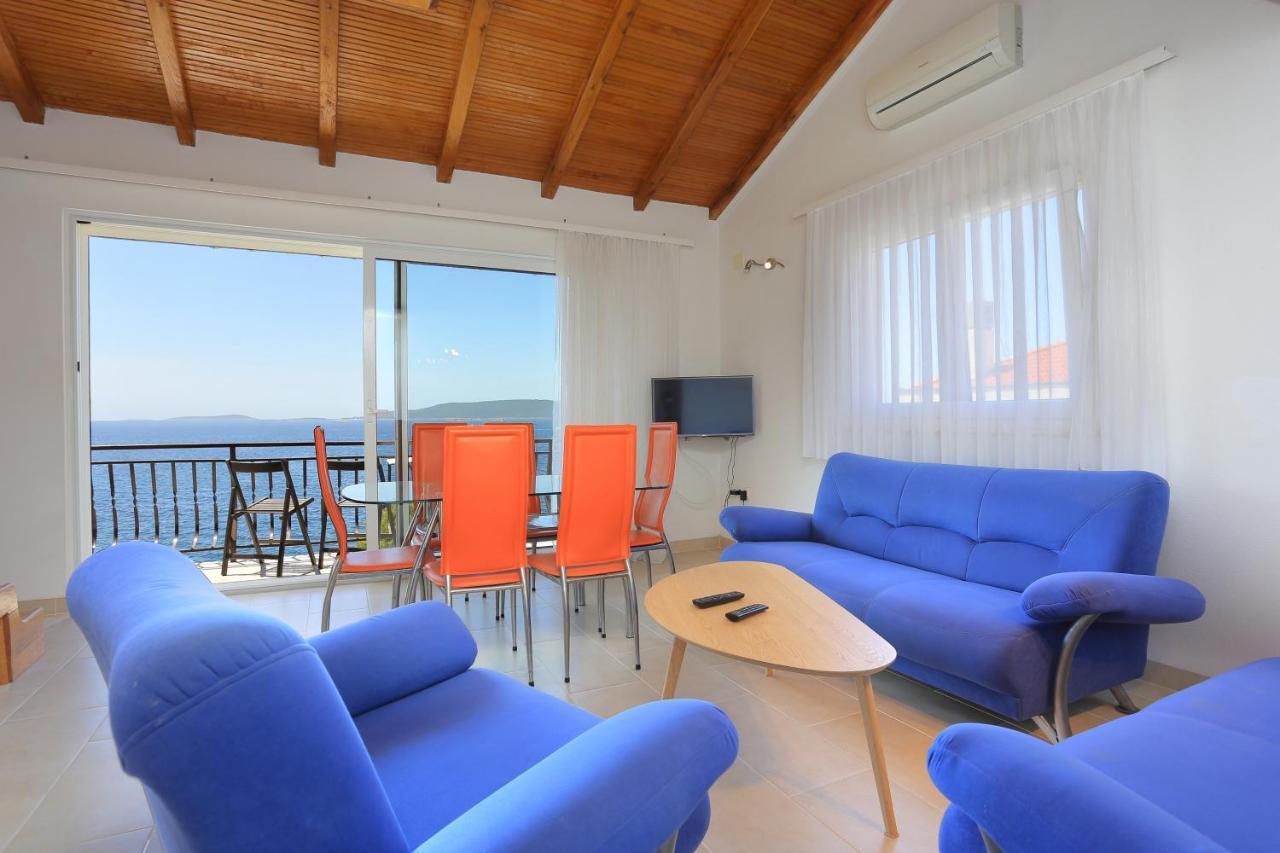 Apartments By The Sea Okrug Donji, Ciovo - 16657 Donji Okrug  Eksteriør billede